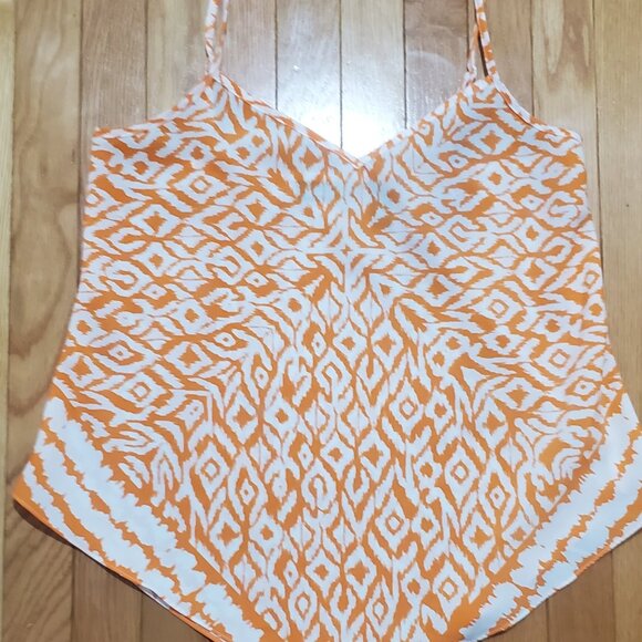 INC blouse handkerchief style front size 8 - Picture 2 of 4